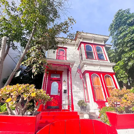 International Travelers House Hostel - Downtown San Diego Little Italy (Adults Only)-2